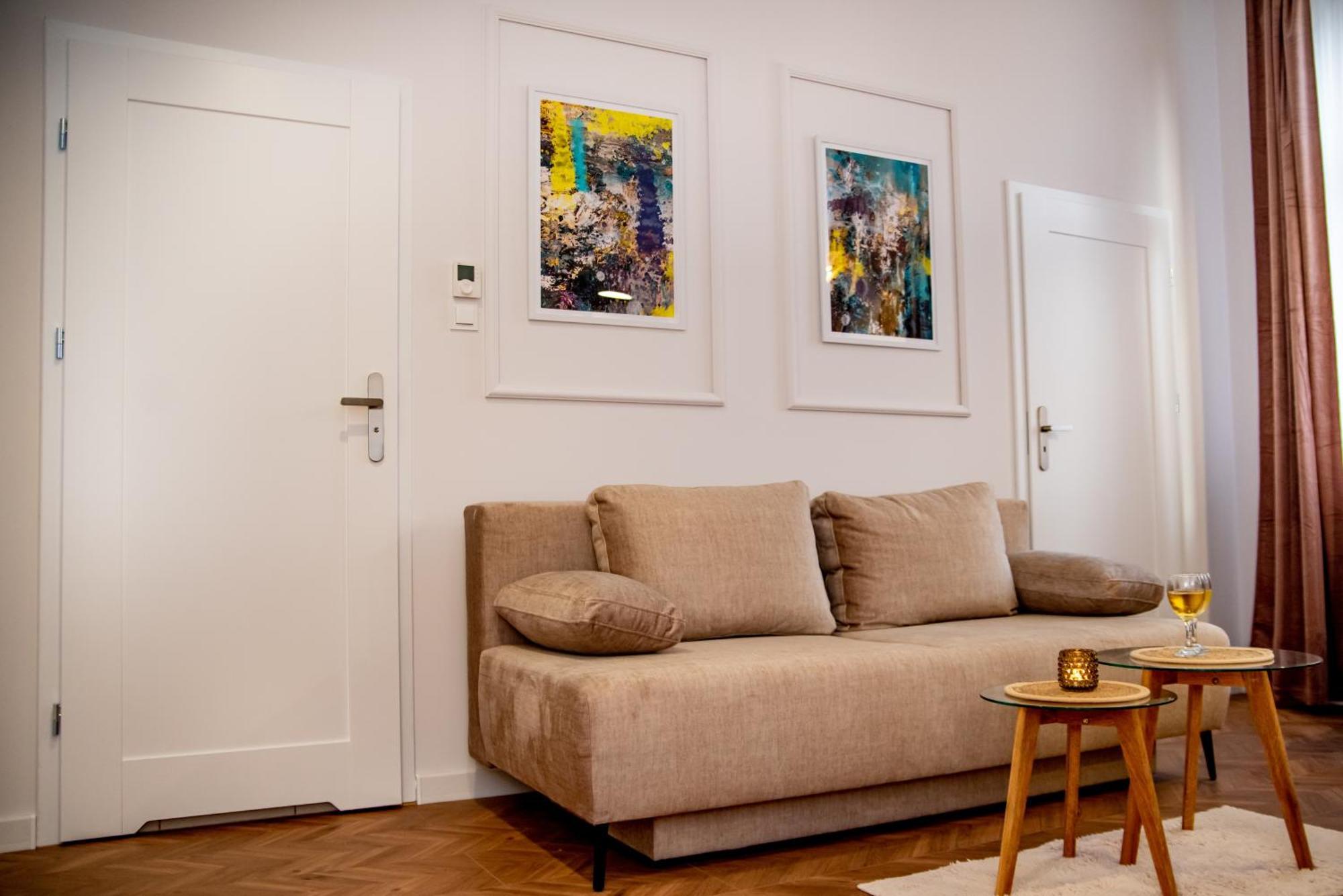 Apartments Czestochowa - Sloneczna Kamienica Esterno foto